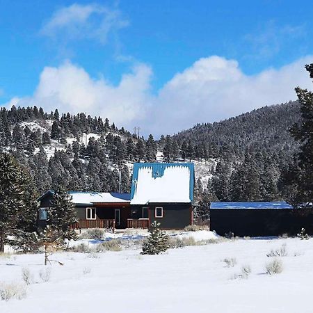 Modern Mountain-View Angel Fire Cabin With Hot Tub! Villa Exterior photo