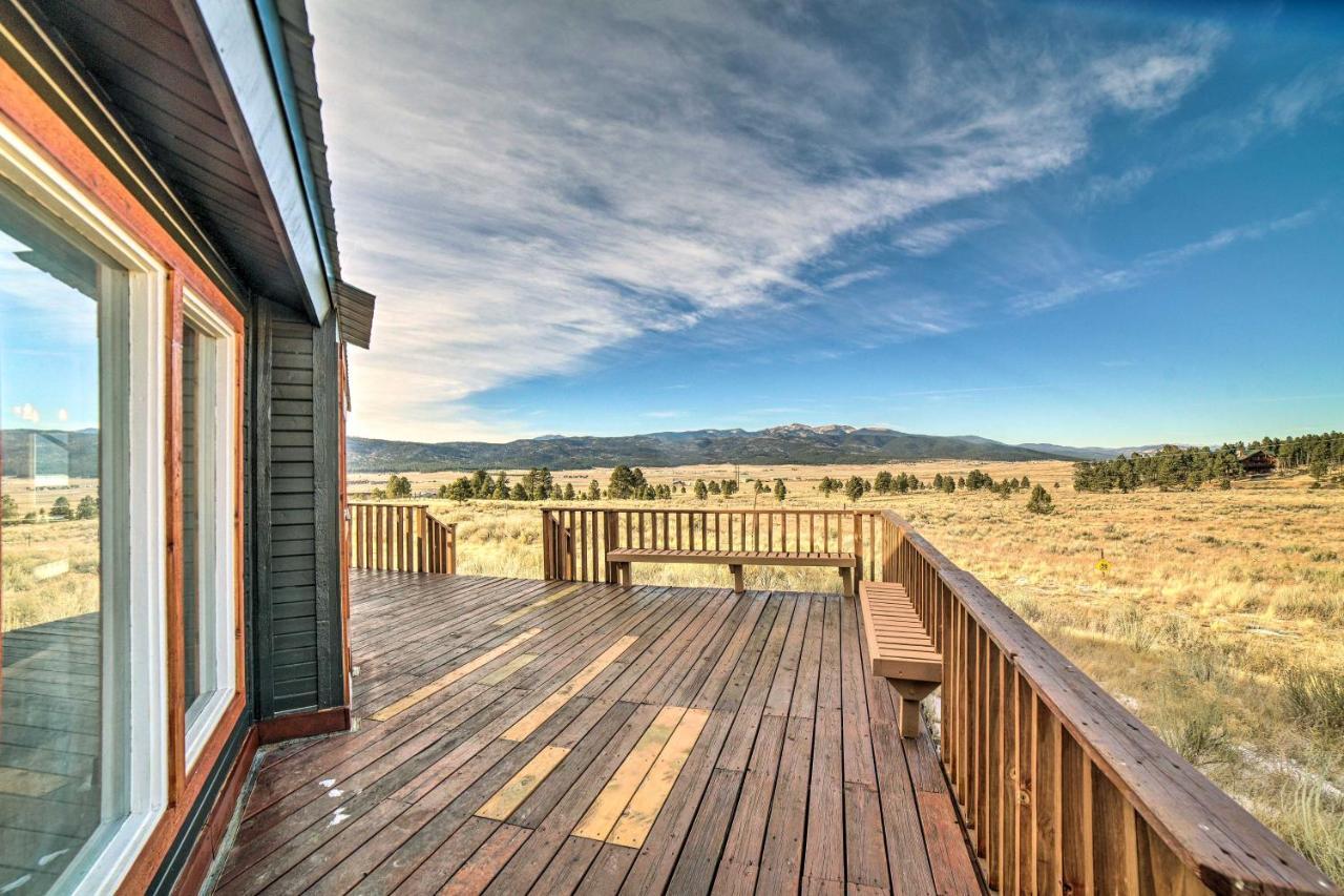 Modern Mountain-View Angel Fire Cabin With Hot Tub! Villa Exterior photo