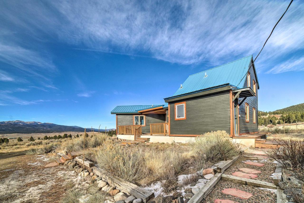 Modern Mountain-View Angel Fire Cabin With Hot Tub! Villa Exterior photo